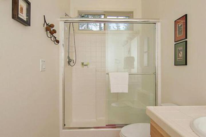 13 Rocky Mountain Lane - thumb 2