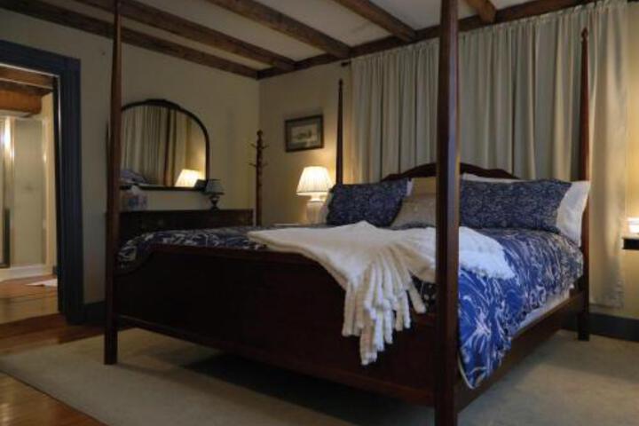 1810 House Bed & Breakfast - thumb 0