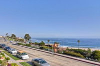 310 1 / 2 Iris Ave. 3 Bedroom Condo