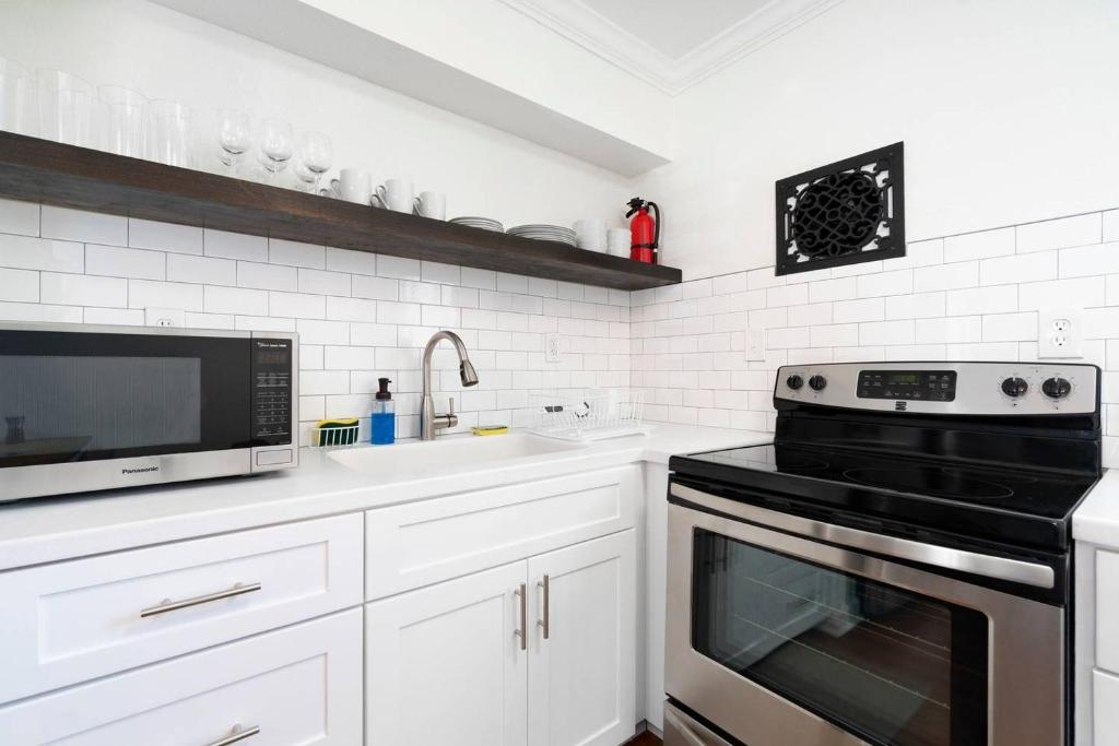 Dune Cottage Tide Suite (2 Bd / 2 Bth Beach Condo) - thumb 3