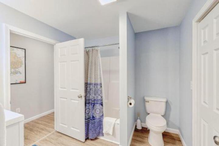 Manset Village Overlook - thumb 4