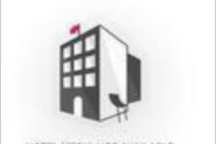 Plaza Hotel - thumb 0