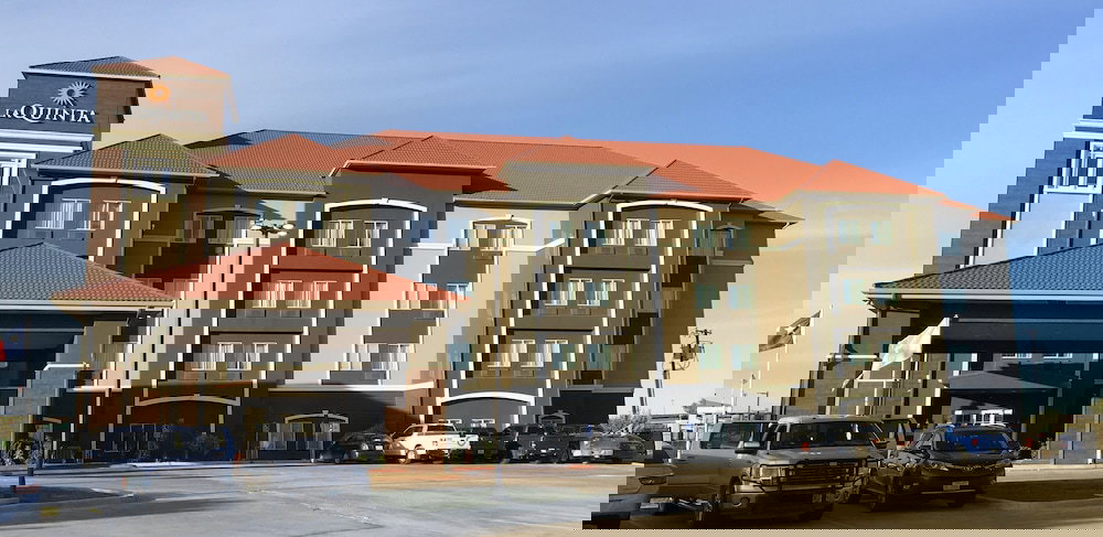 La Quinta Inn & Suites By Wyndham Brownwood - thumb 0