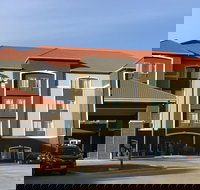 La Quinta Inn  Suites by Wyndham Brownwood - Tourism Bookings