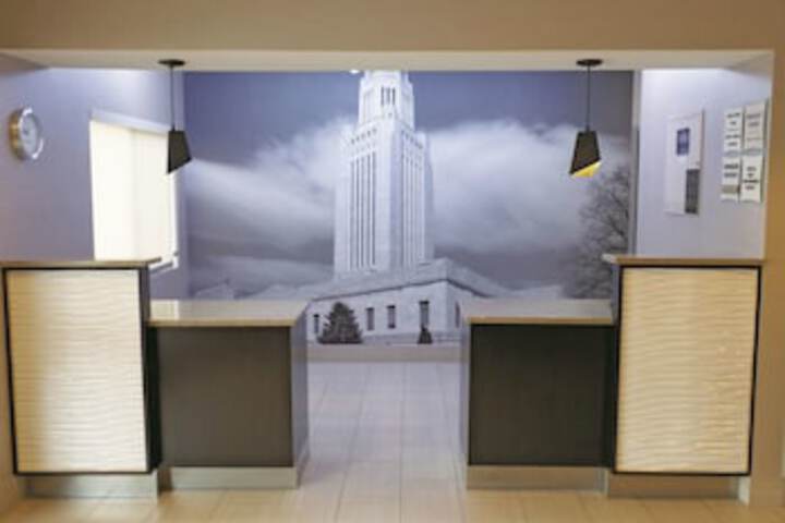 La Quinta Inn By Wyndham Lincoln - thumb 0