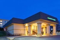 La Quinta Inn  Suites by Wyndham White Plains - Elmsford