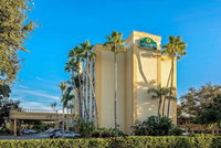 La Quinta Inn  Suites by Wyndham West Palm Beach Airport
