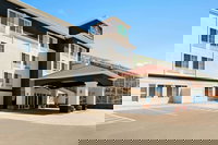 La Quinta Inn  Suites by Wyndham Rapid City