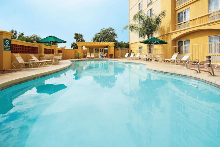 La Quinta Inn & Suites By Wyndham Mesa Superstition Springs - thumb 6