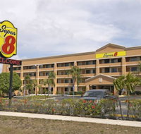 Super 8 by Wyndham Fort Myers - Tourism Bookings