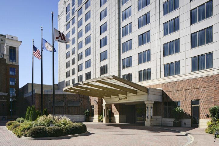 Newport News Marriott At City Center - thumb 3