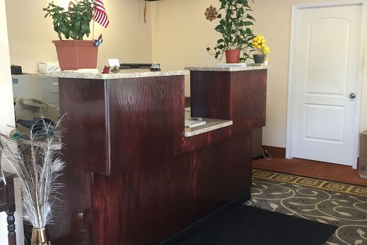 Budget Inn Farmington - thumb 3
