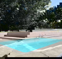 Travelers Inn Medford - Tourism Bookings