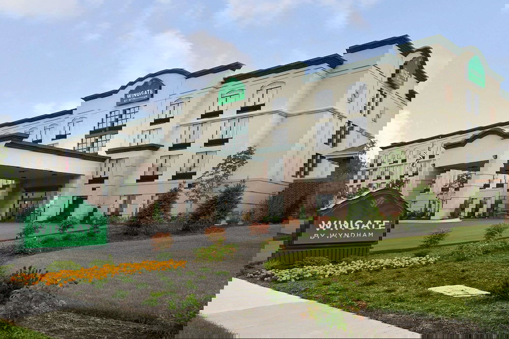 Wingate By Wyndham Bridgeport WV - thumb 1