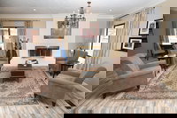 Stratford Court Hotel