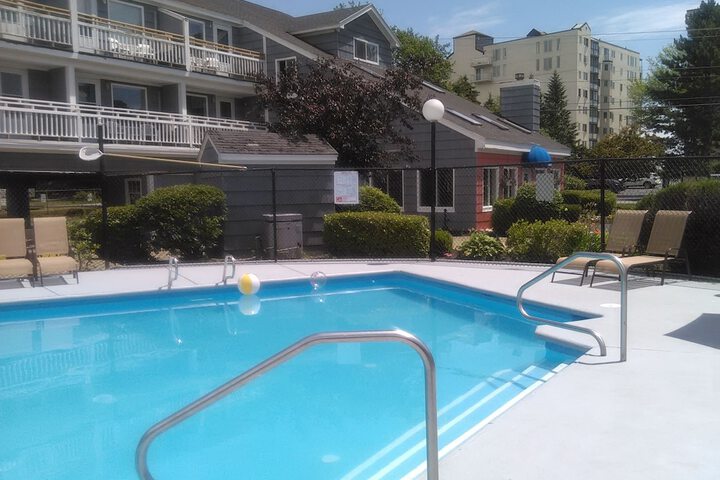 Grand Beach Inn - thumb 6