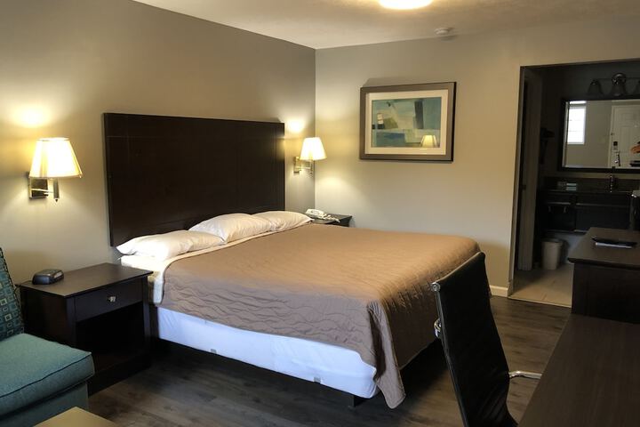 Deerfield Inn & Suites - thumb 2