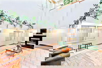 Super 8 by Wyndham Brockton