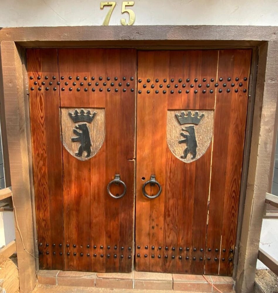 The Mammoth Inn - thumb 3