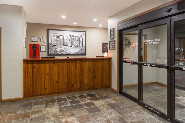 Super 8 By Wyndham Perryville - thumb 6