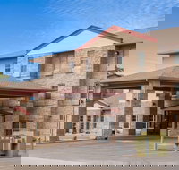 Ramada by Wyndham Sellersburg/Louisville North - USA Accommodation