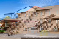 Ramada by Wyndham Sellersburg/Louisville North