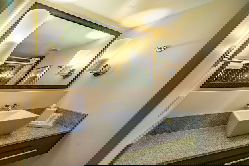 Regency On Beachwalk Waikiki By Outrigger - thumb 5