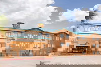 Super 8 by Wyndham Port Arthur/Nederland Area