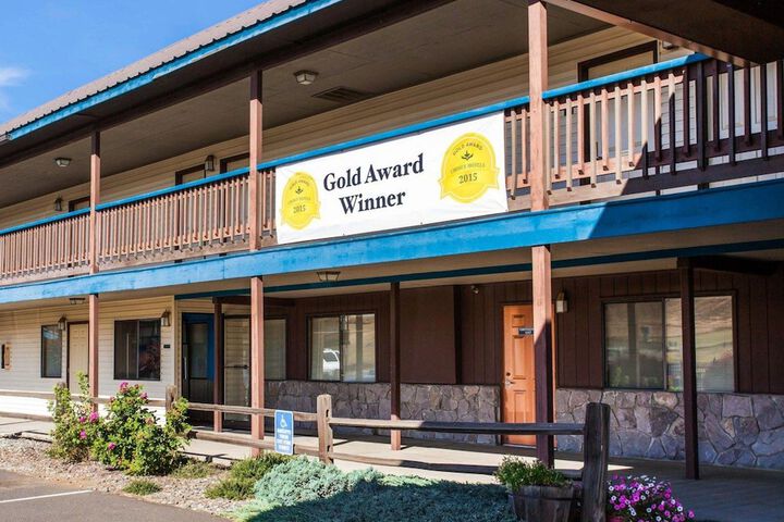 Quality Inn & Suites Goldendale - thumb 1