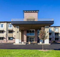 Quality Inn Milwaukee/Brookfield - Tourism Bookings