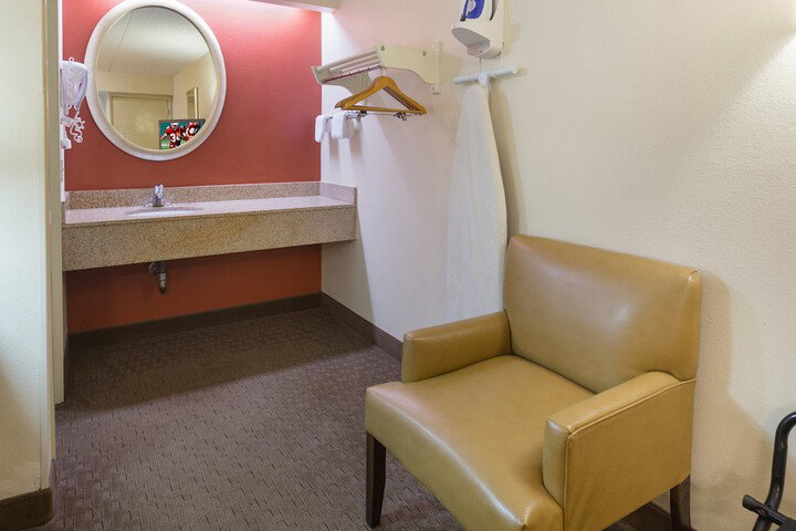 Red Roof Inn Detroit - Farmington Hills - thumb 2