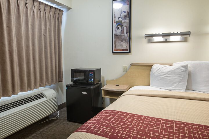 Red Roof Inn Detroit - Farmington Hills - thumb 3