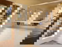 Super 8 by Wyndham Hayward Downtown