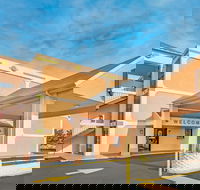 Super 8 by Wyndham Ashland/Richmond - Tourism Bookings