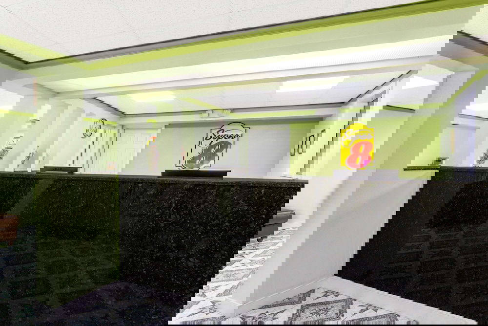 Super 8 By Wyndham Ashland/Richmond - thumb 3