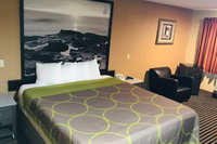 Super 8 by Wyndham Escondido