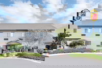 Super 8 by Wyndham Sparta