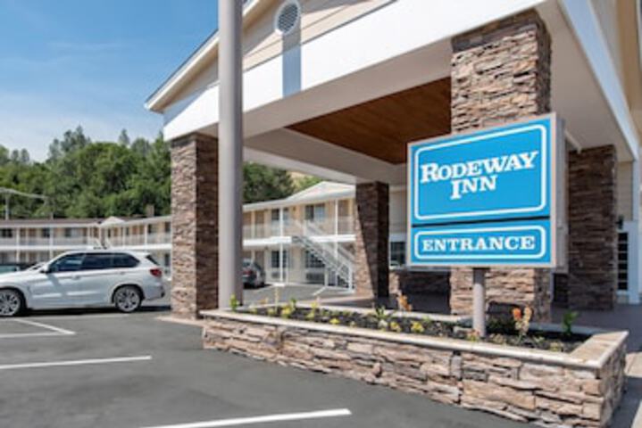 Rodeway Inn North Redding - thumb 0