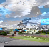 Rodeway Inn And Suites - Students Accommodation