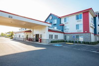 Red Lion Inn  Suites McMinnville