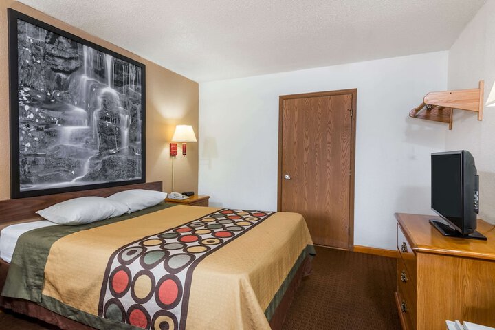 Super 8 By Wyndham Bridgeport/Clarksburg Area - thumb 2