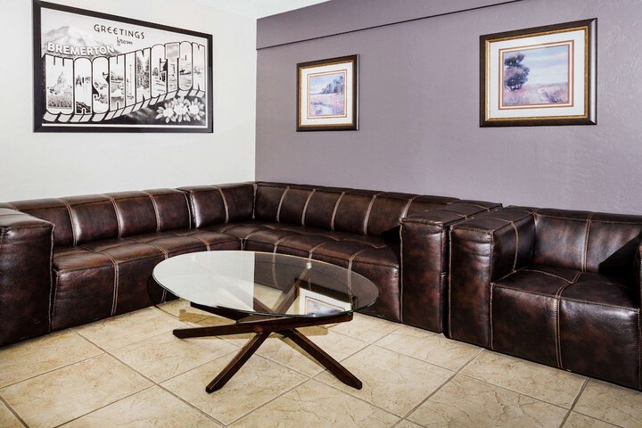 Super 8 By Wyndham Bremerton - thumb 2