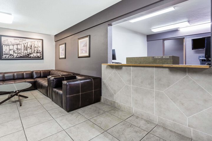 Super 8 By Wyndham Bremerton - thumb 1