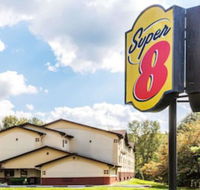 Super 8 by Wyndham Stroudsburg - Tourism Bookings