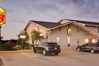 Super 8 by Wyndham Keokuk