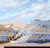 Baymont by Wyndham Forest City - Students Accommodation