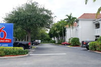 Studio 6 West Palm Beach FL