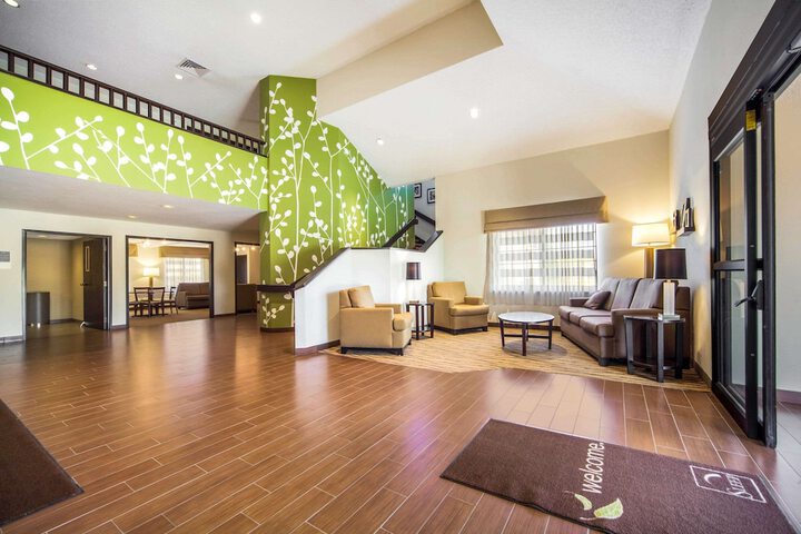 Sleep Inn And Suites - thumb 3