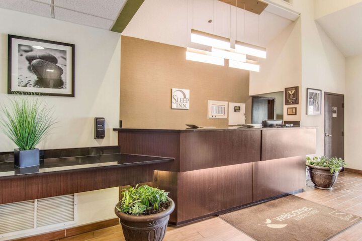 Sleep Inn Austintown - thumb 7