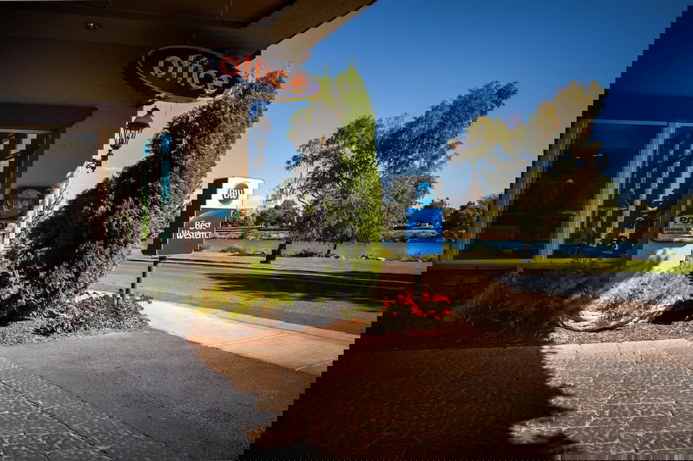 Best Western Driftwood Inn - thumb 0